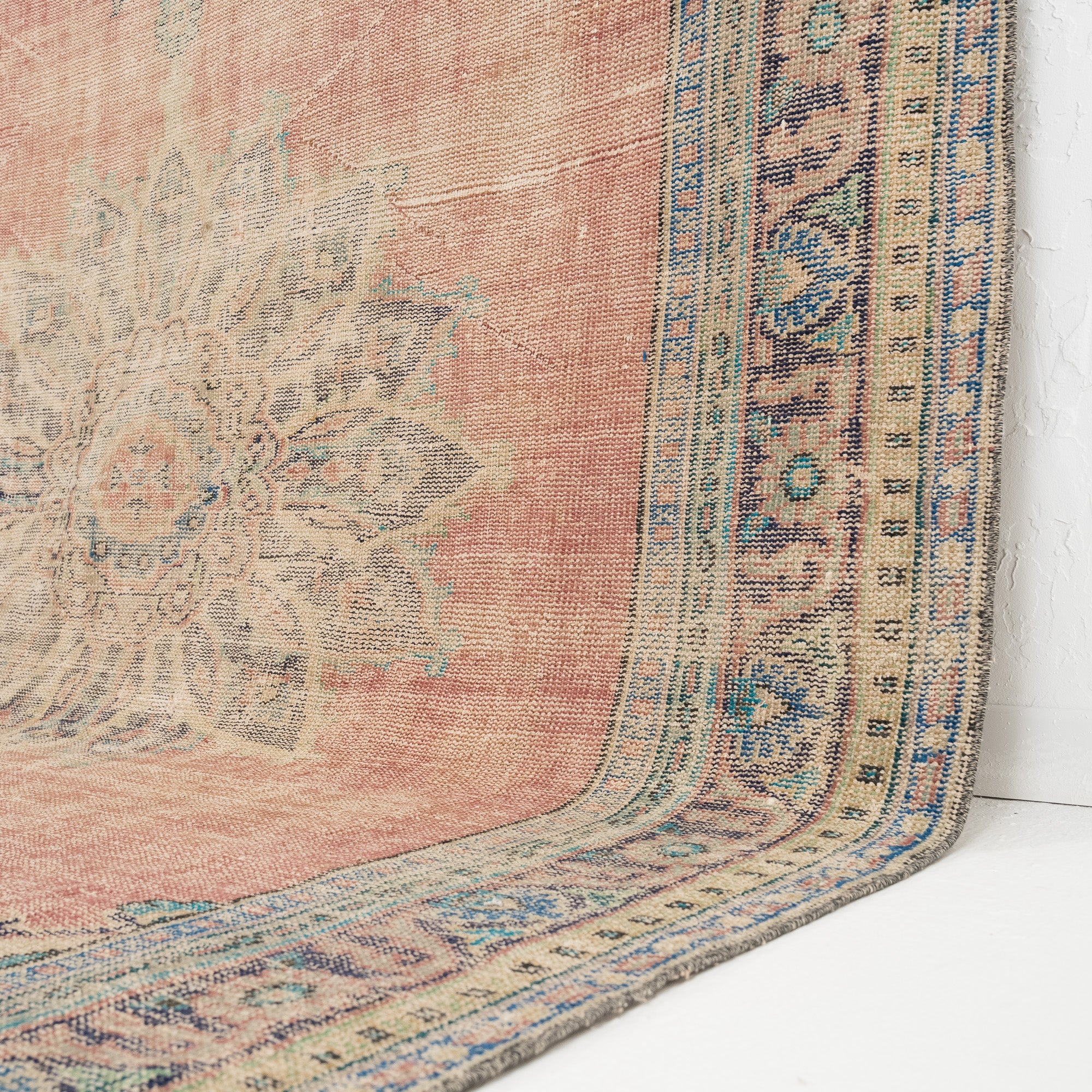 Joralise - Vintage Turkish Area Rug