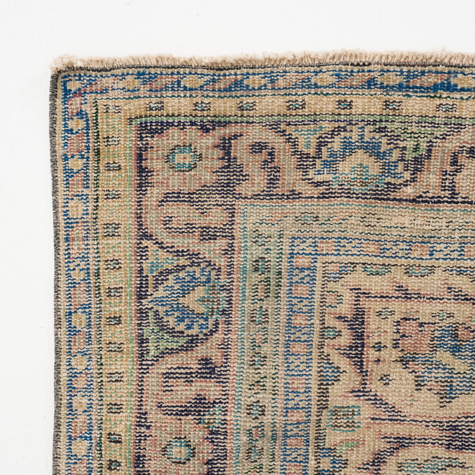 Joralise - Vintage Turkish Area Rug