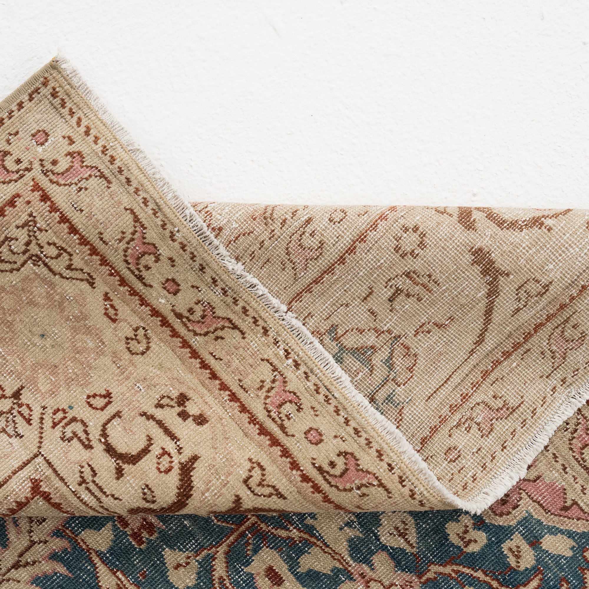 Nyrelia - Vintage Turkish Area Rug
