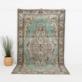 Vairis - Vintage Turkish Area Rug
