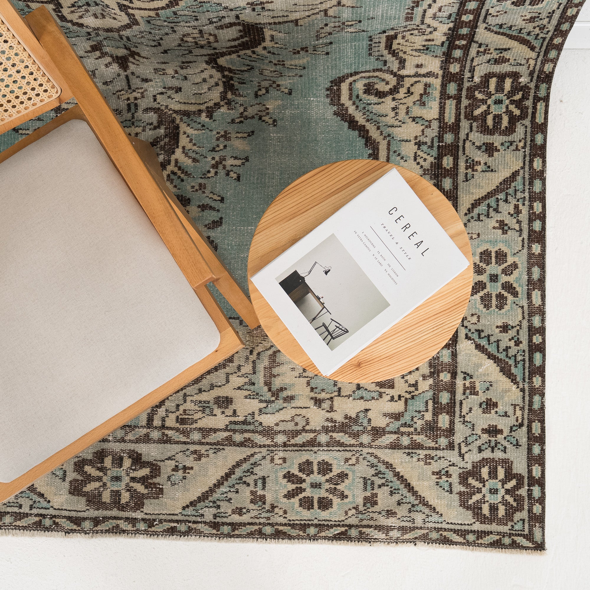 Vairis - Vintage Turkish Area Rug