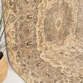 Novalise - Vintage Turkish Area Rug