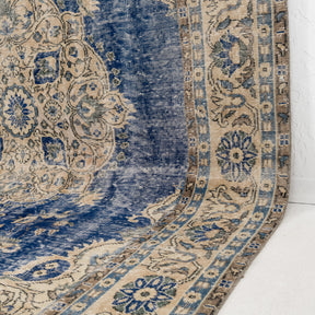 Kalyora - Vintage Turkish Area Rug