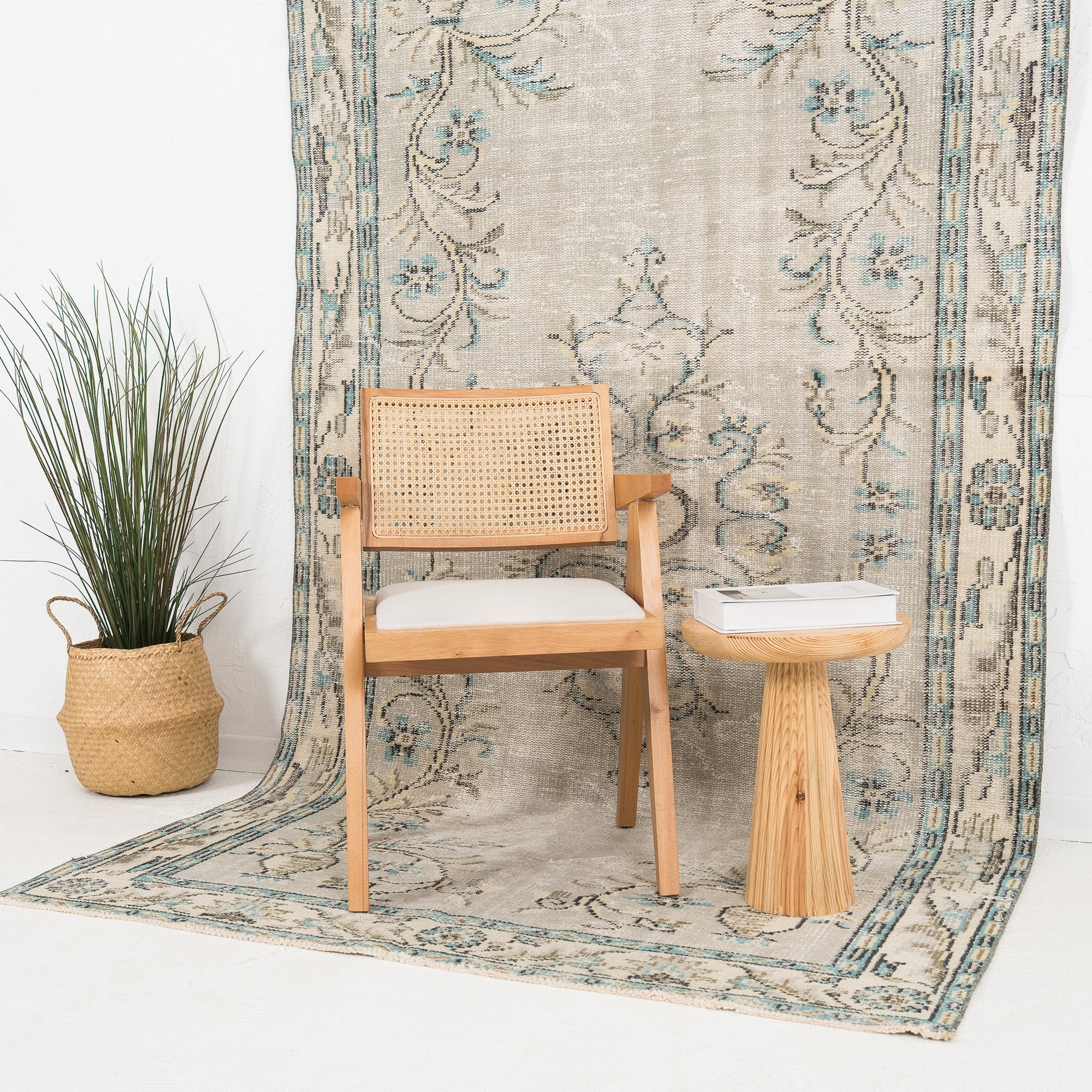 Olyrisa - Vintage Turkish Area Rug