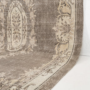 Thalivra - Vintage Turkish Area Rug