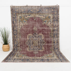 Niravelle - Vintage Turkish Area Rug
