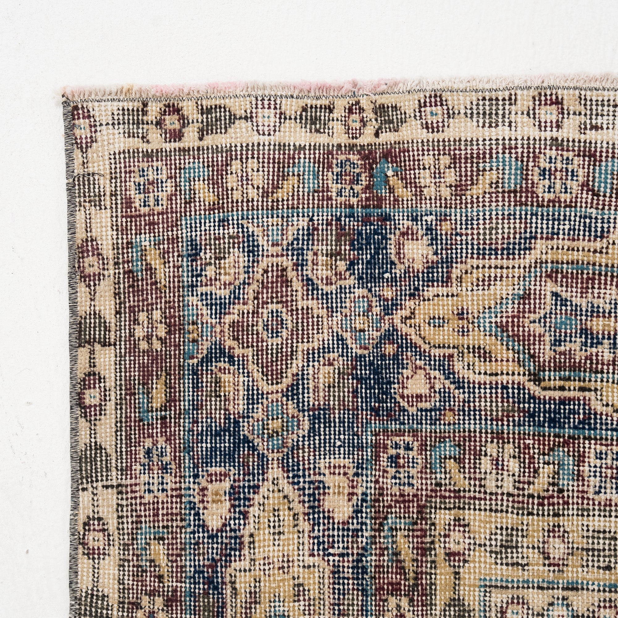 Niravelle - Vintage Turkish Area Rug