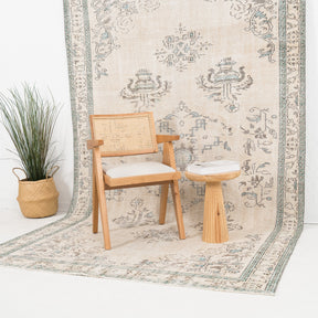 Vionyse - Vintage Turkish Area Rug