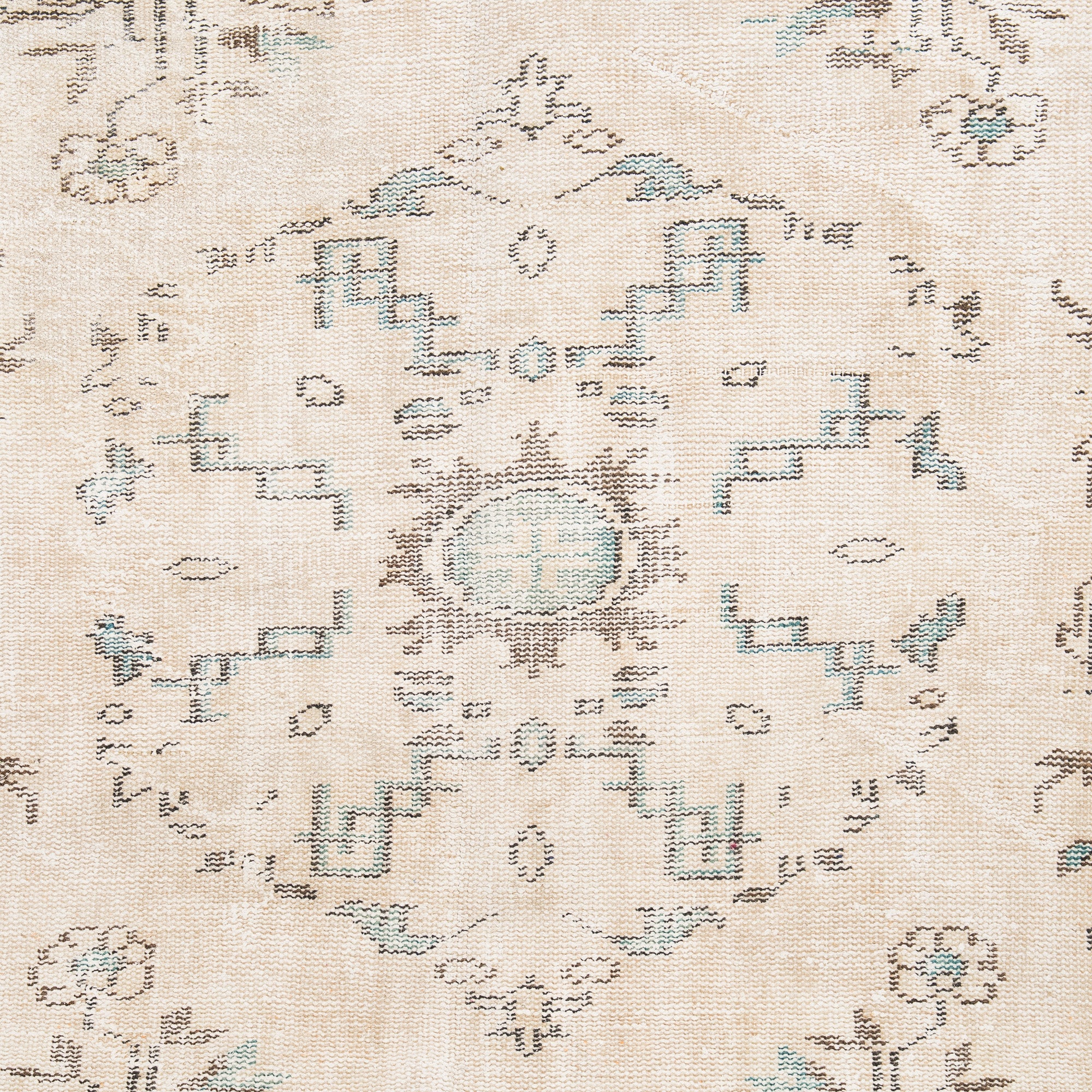 Vionyse - Vintage Turkish Area Rug