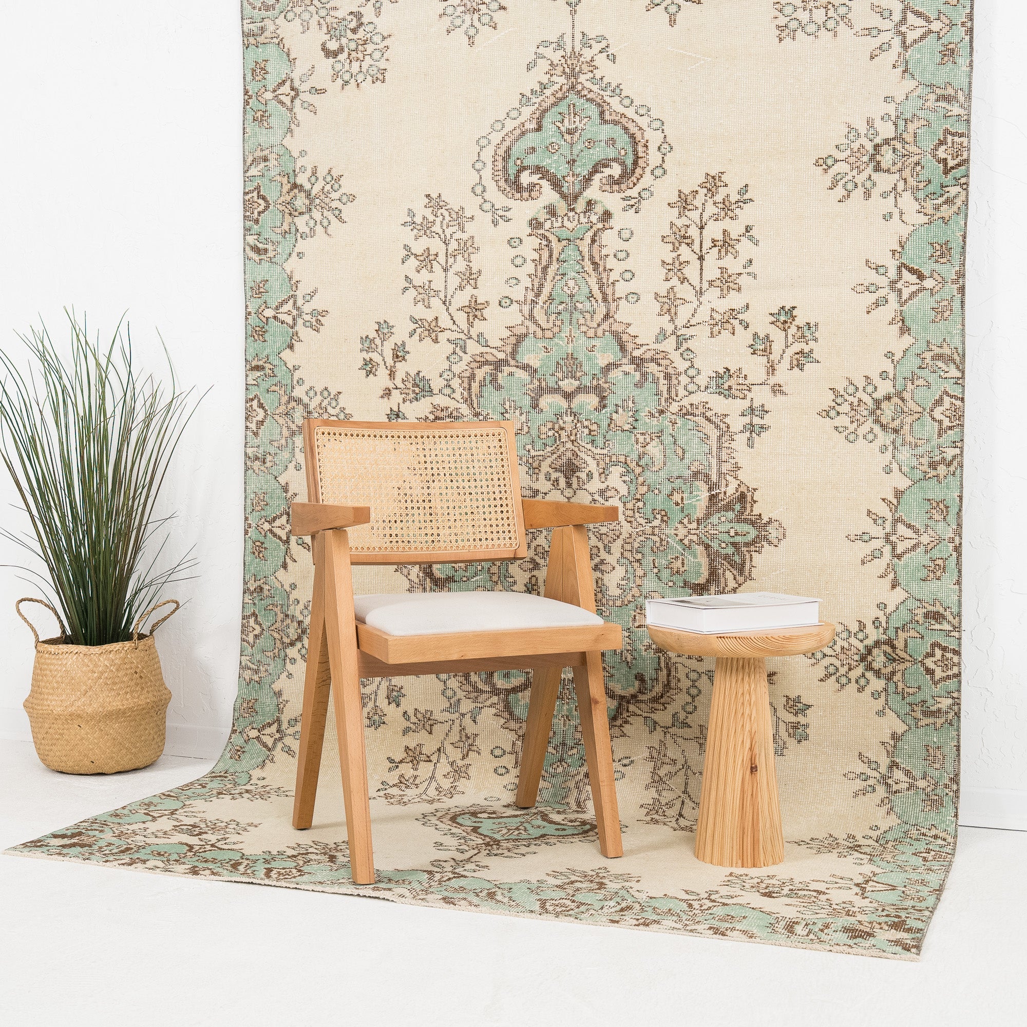 Fenoria - Vintage Turkish Area Rug