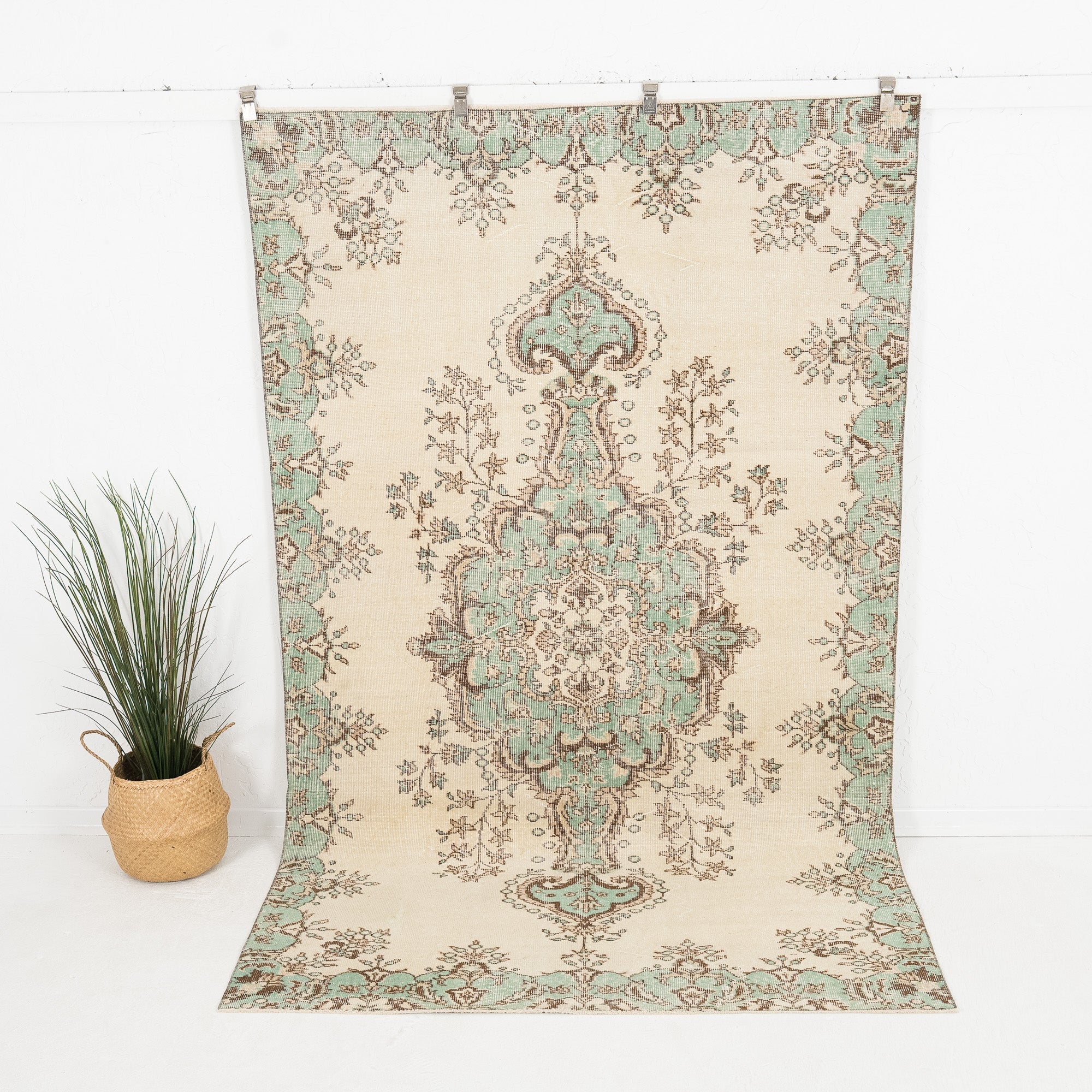 Fenoria - Vintage Turkish Area Rug