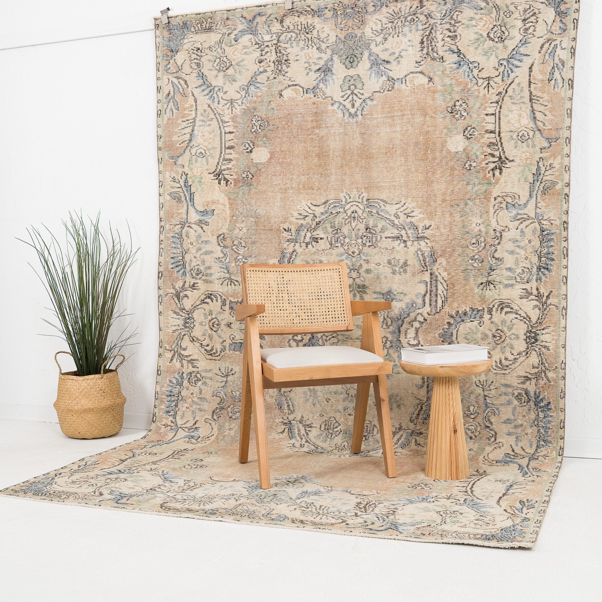 Lysoria - Vintage Turkish Area Rug