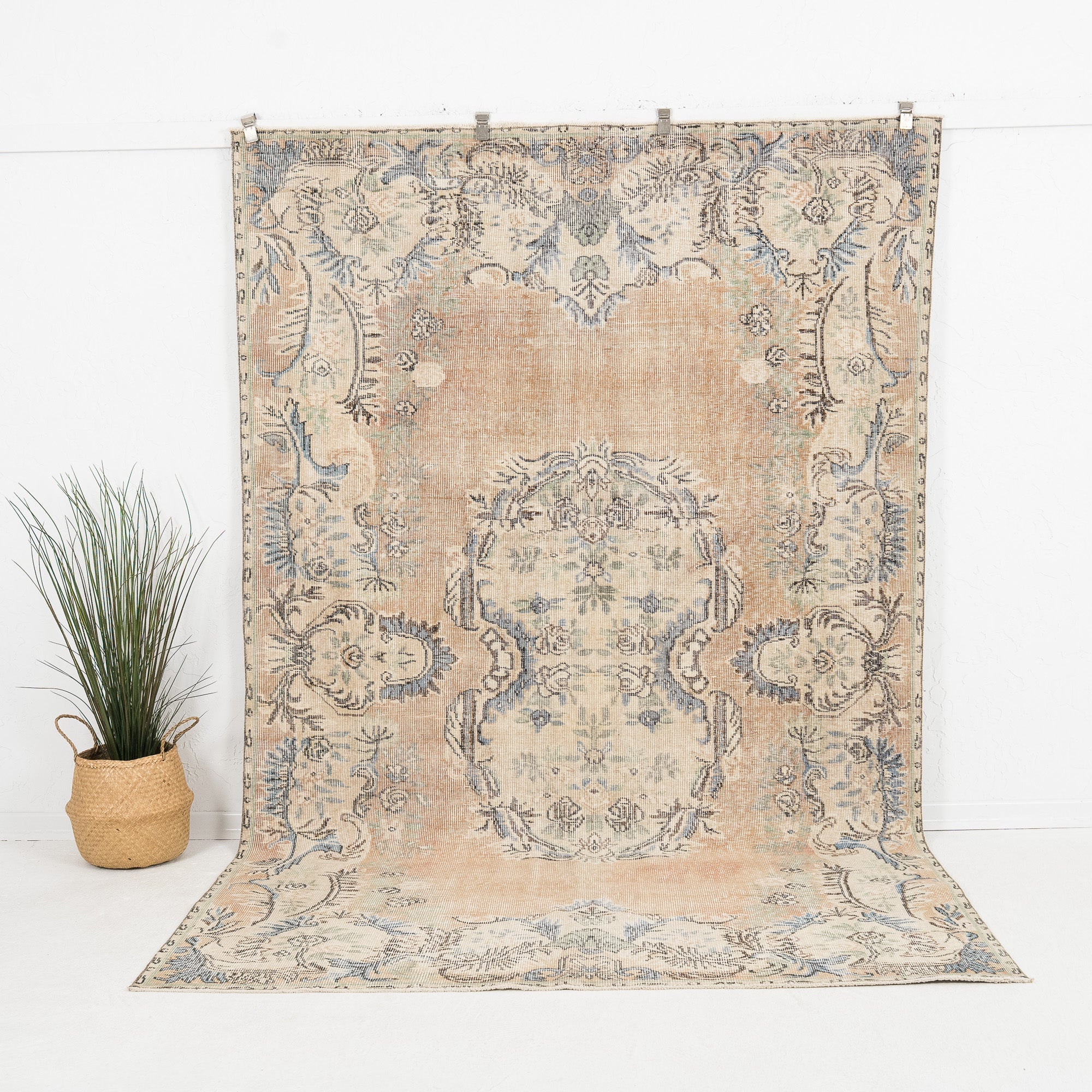 Lysoria - Vintage Turkish Area Rug