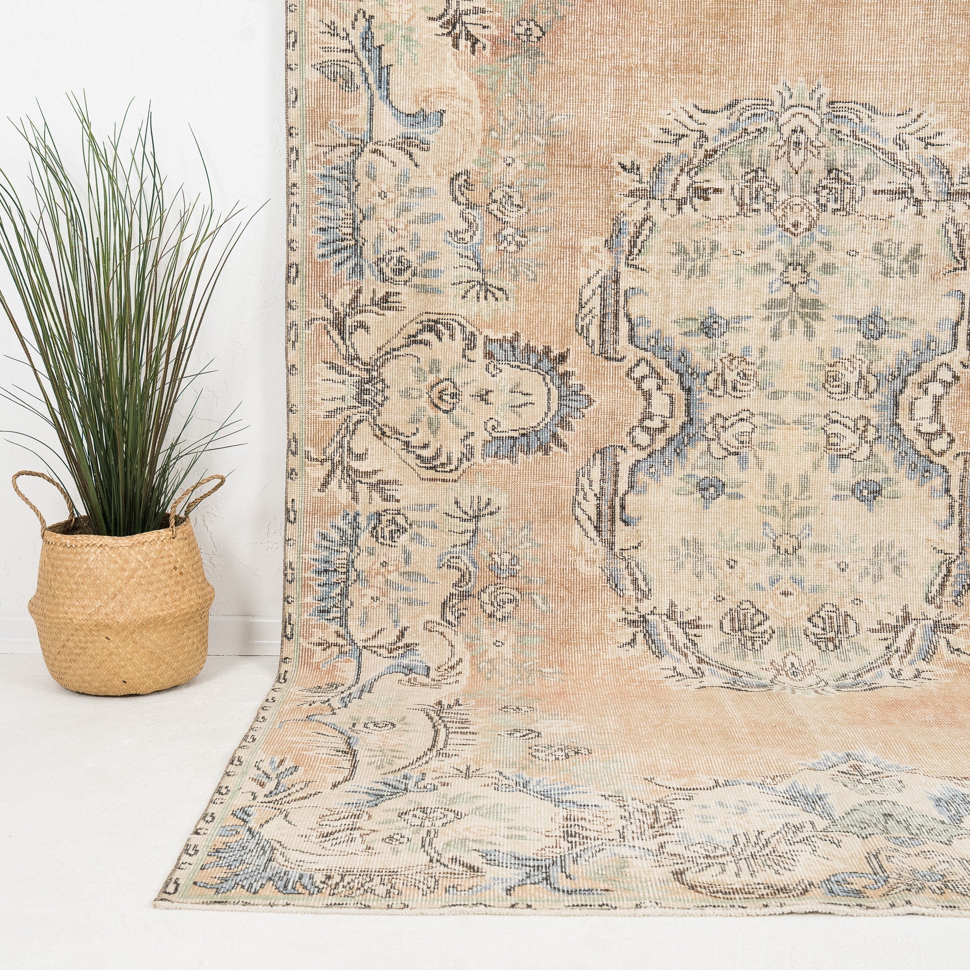 Lysoria - Vintage Turkish Area Rug