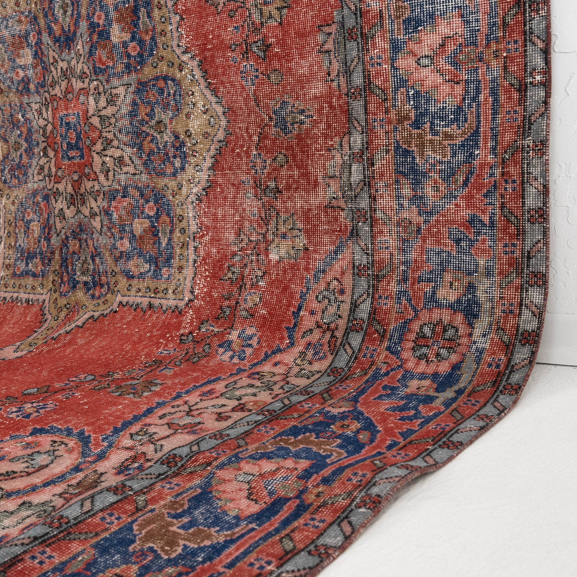 Caeloria - Vintage Turkish Area Rug