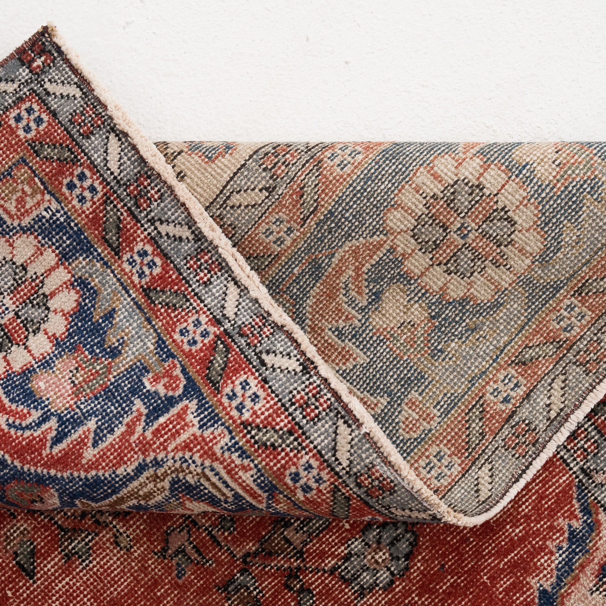 Caeloria - Vintage Turkish Area Rug