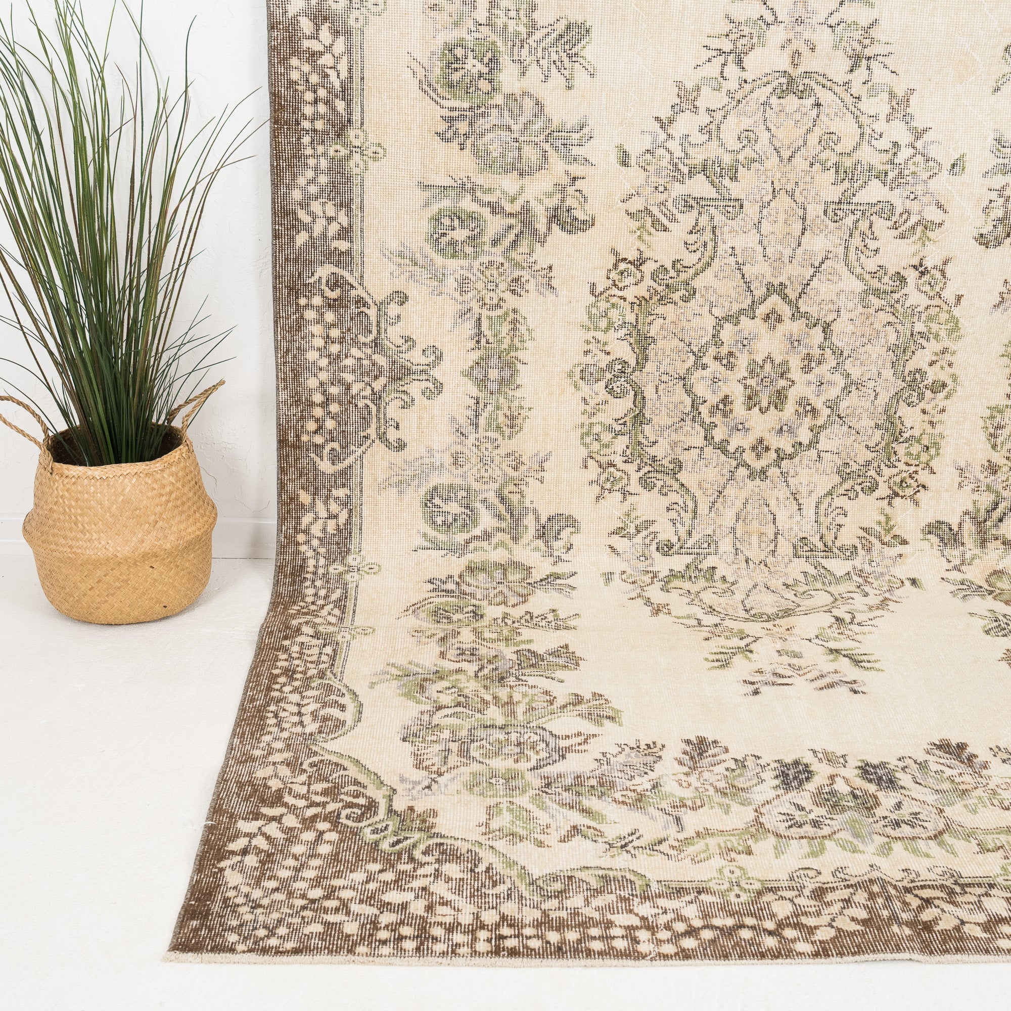 Elarise - Vintage Turkish Area Rug