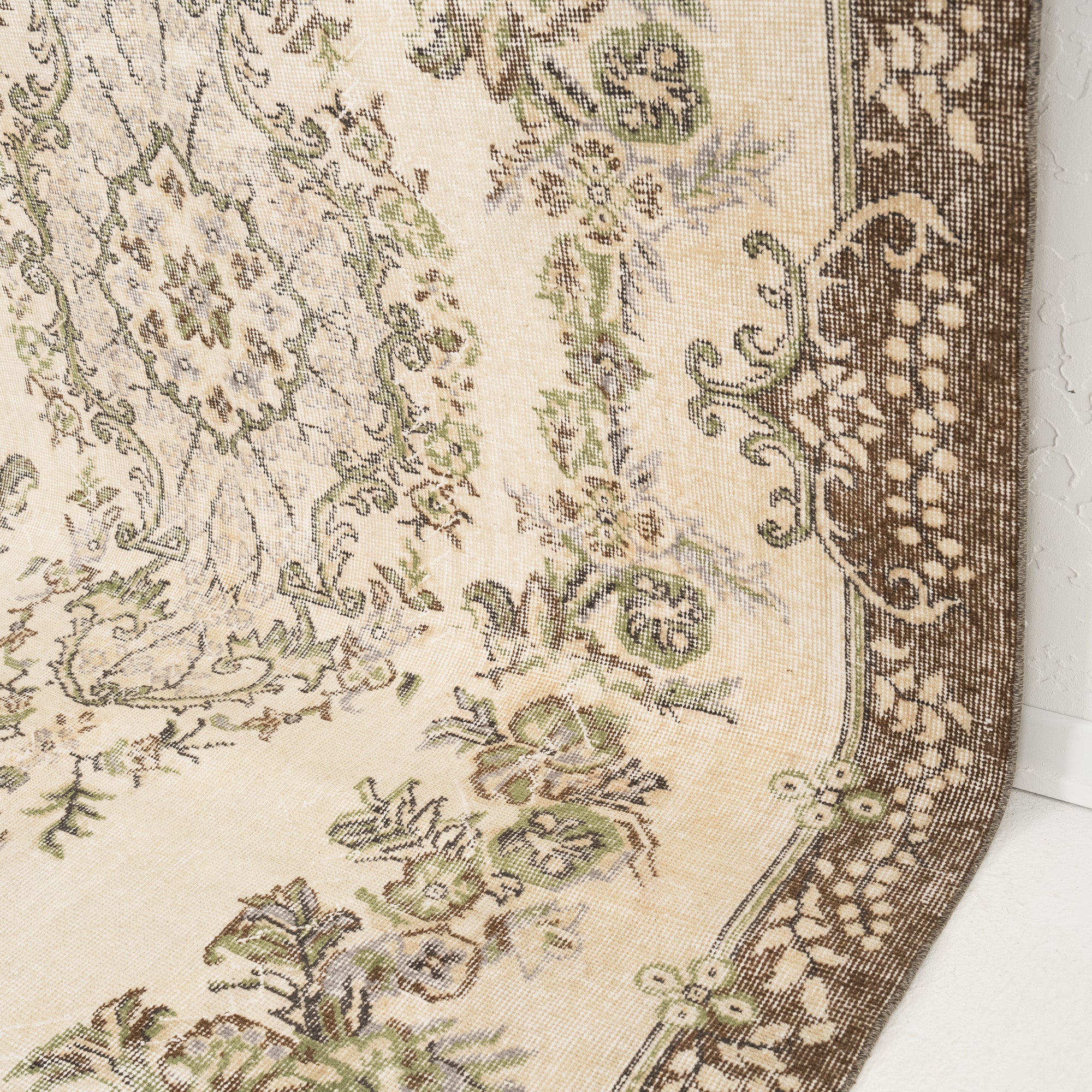 Elarise - Vintage Turkish Area Rug