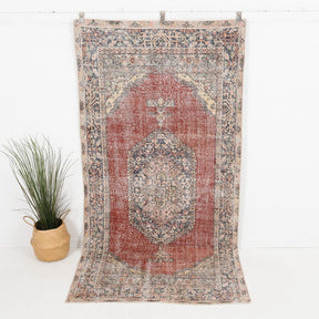 Zareline - Vintage Turkish Area Rug