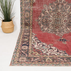 Virelia - Vintage Turkish Area Rug