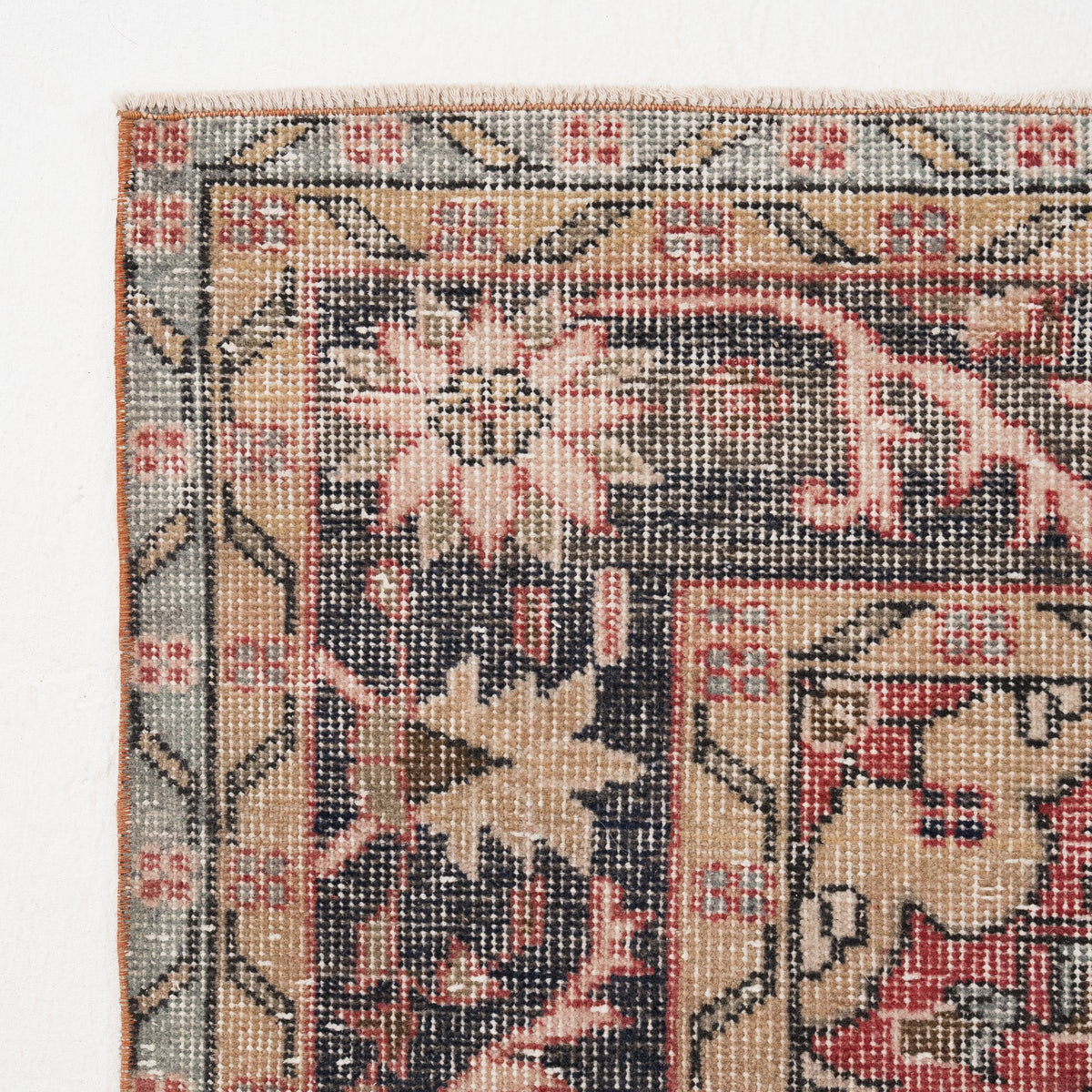 Virelia - Vintage Turkish Area Rug