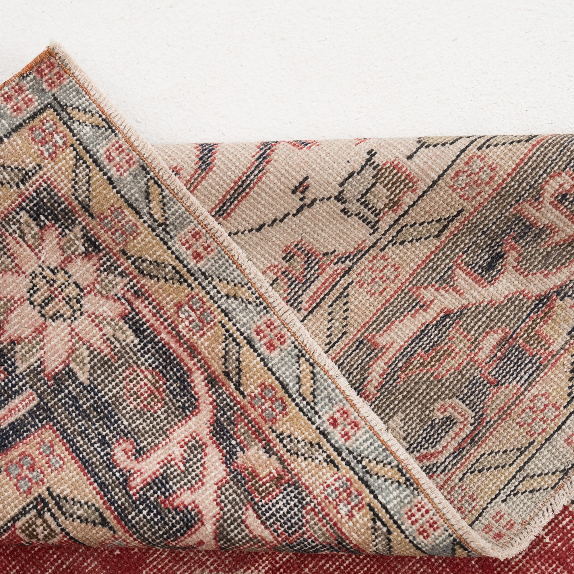 Virelia - Vintage Turkish Area Rug