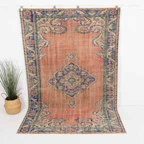 Amelara - Vintage Turkish Area Rug