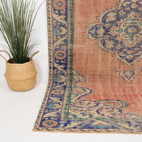 Amelara - Vintage Turkish Area Rug