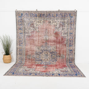 Vaerielle - Vintage Turkish Area Rug