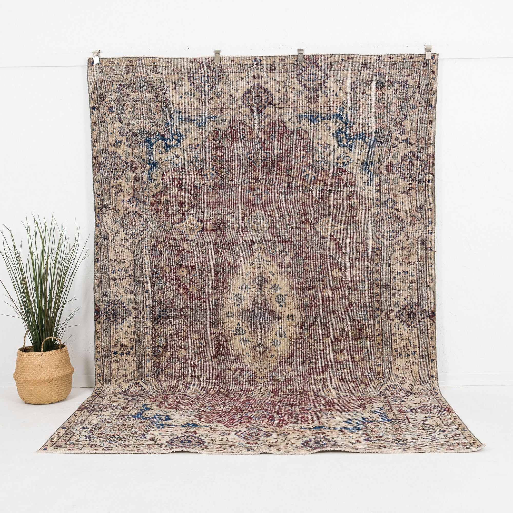 Therinae - Vintage Turkish Area Rug