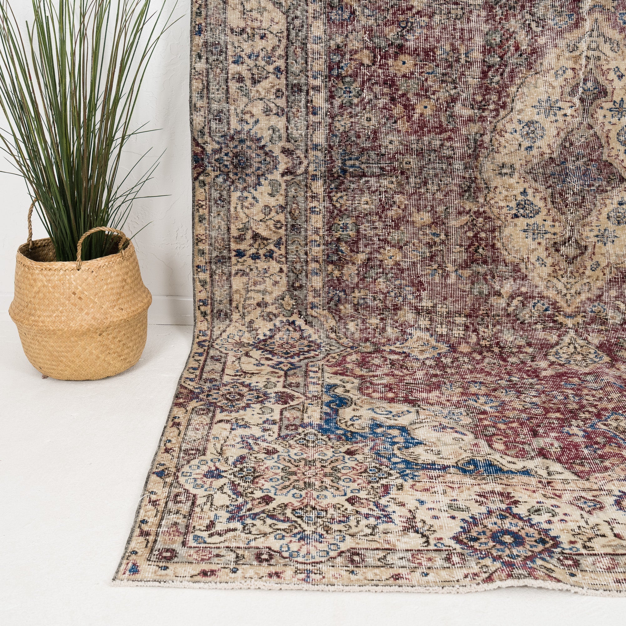 Therinae - Vintage Turkish Area Rug