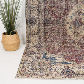 Therinae - Vintage Turkish Area Rug