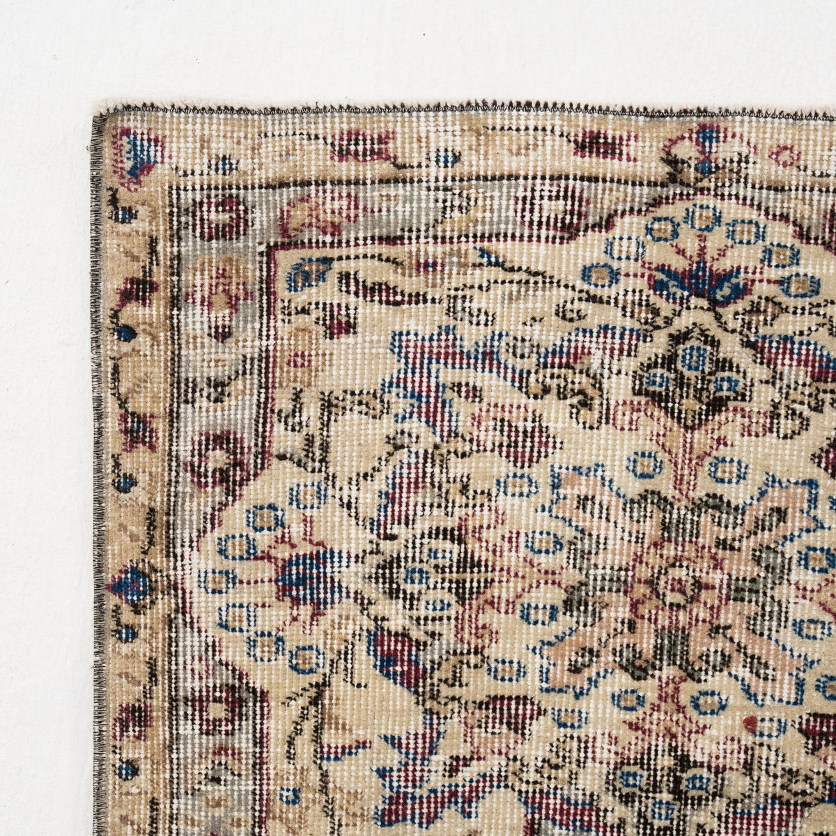 Therinae - Vintage Turkish Area Rug