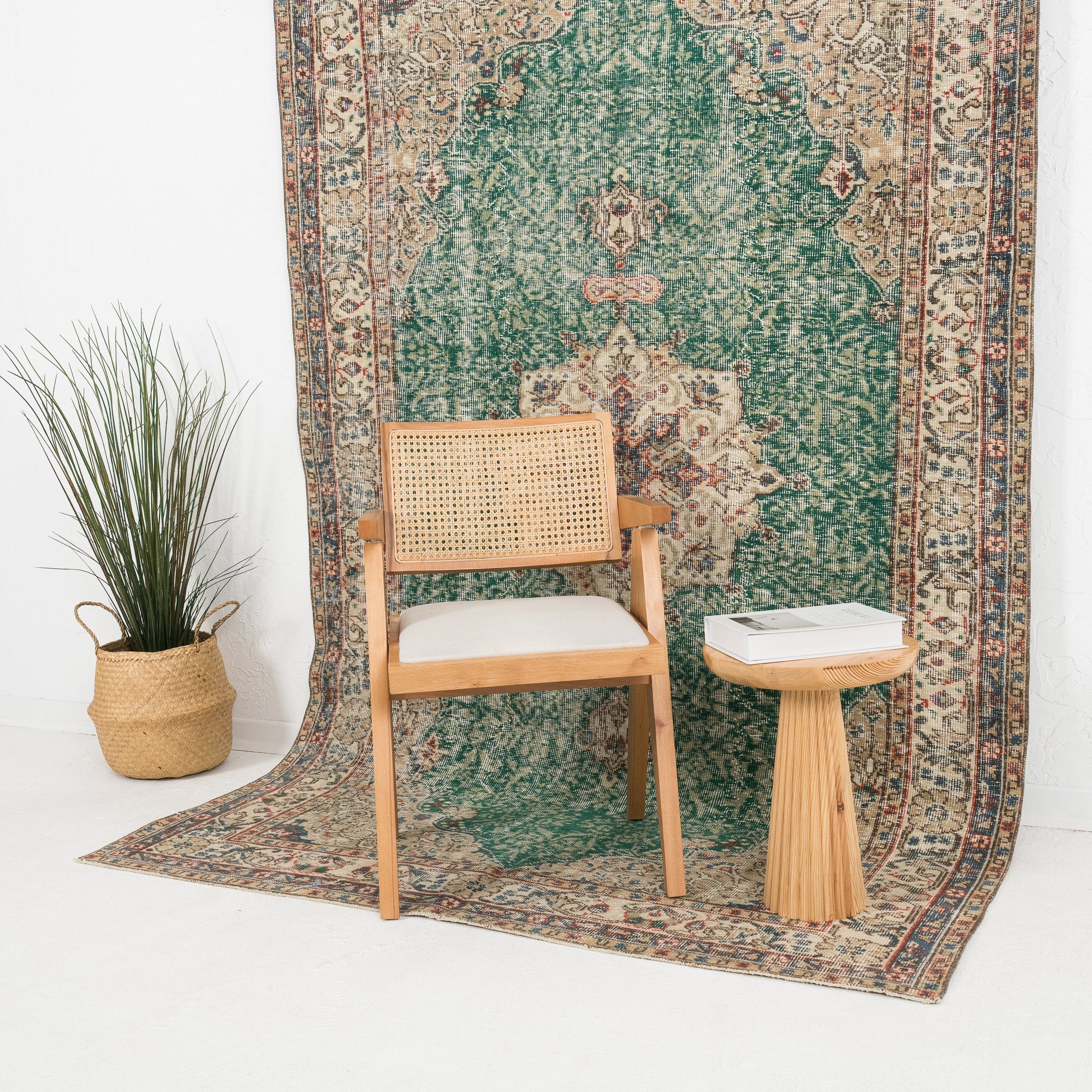 Lysavine - Vintage Turkish Area Rug