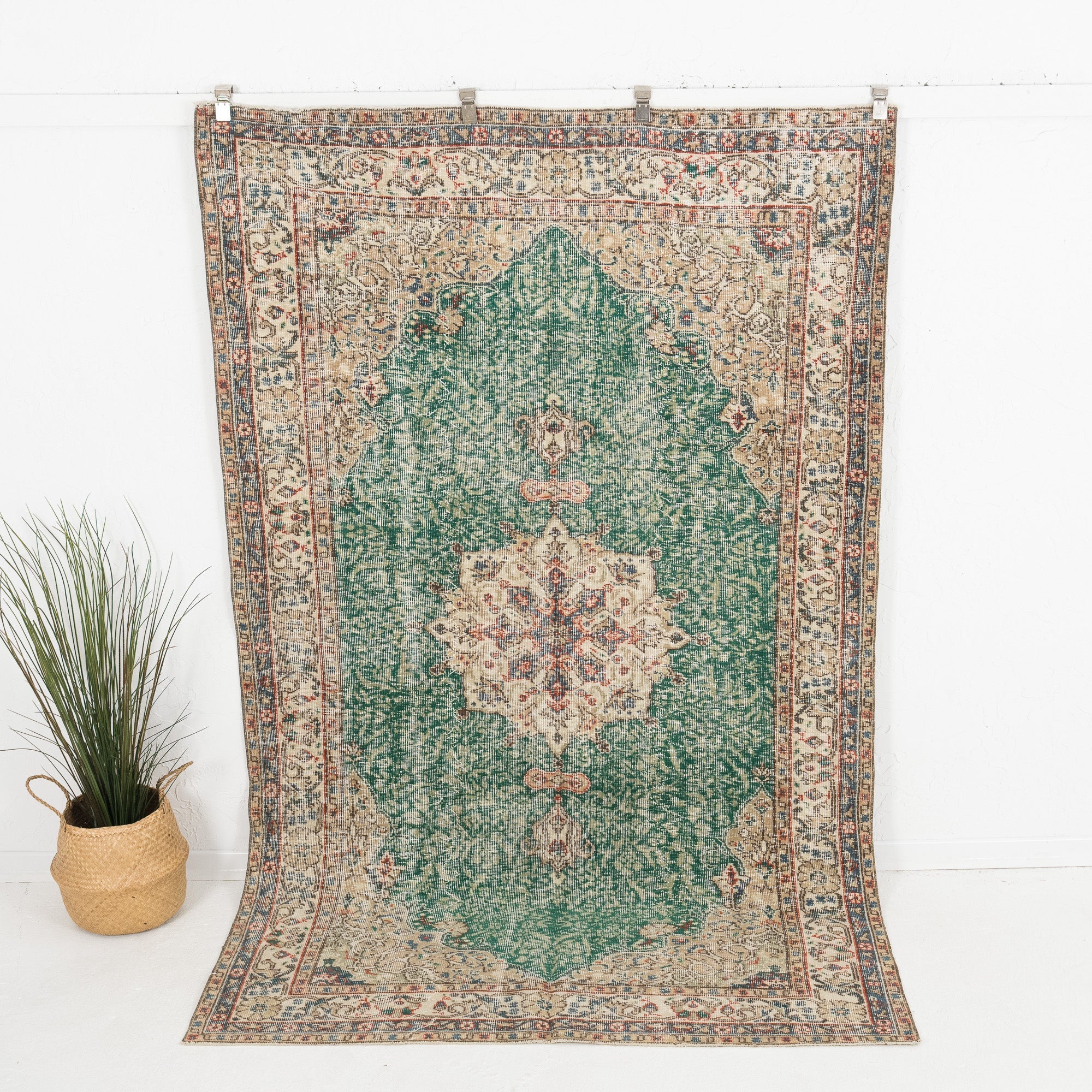 Lysavine - Vintage Turkish Area Rug