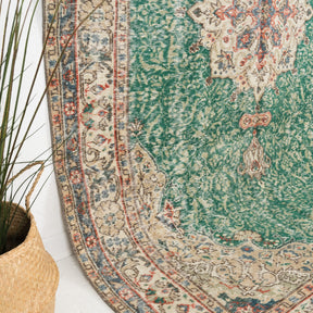 Lysavine - Vintage Turkish Area Rug