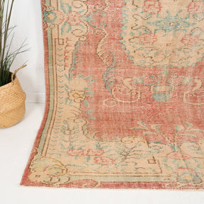 Loravielle - Vintage Turkish Area Rug