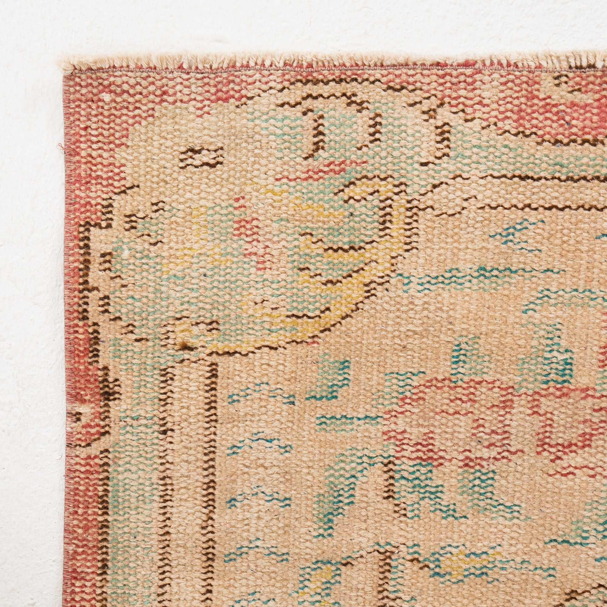 Loravielle - Vintage Turkish Area Rug