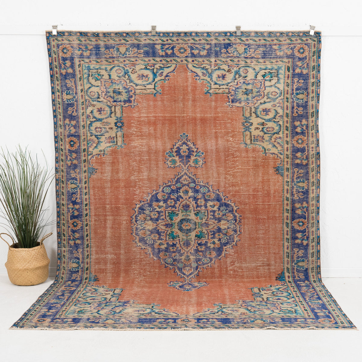 Vyralyn - Vintage Turkish Area Rug