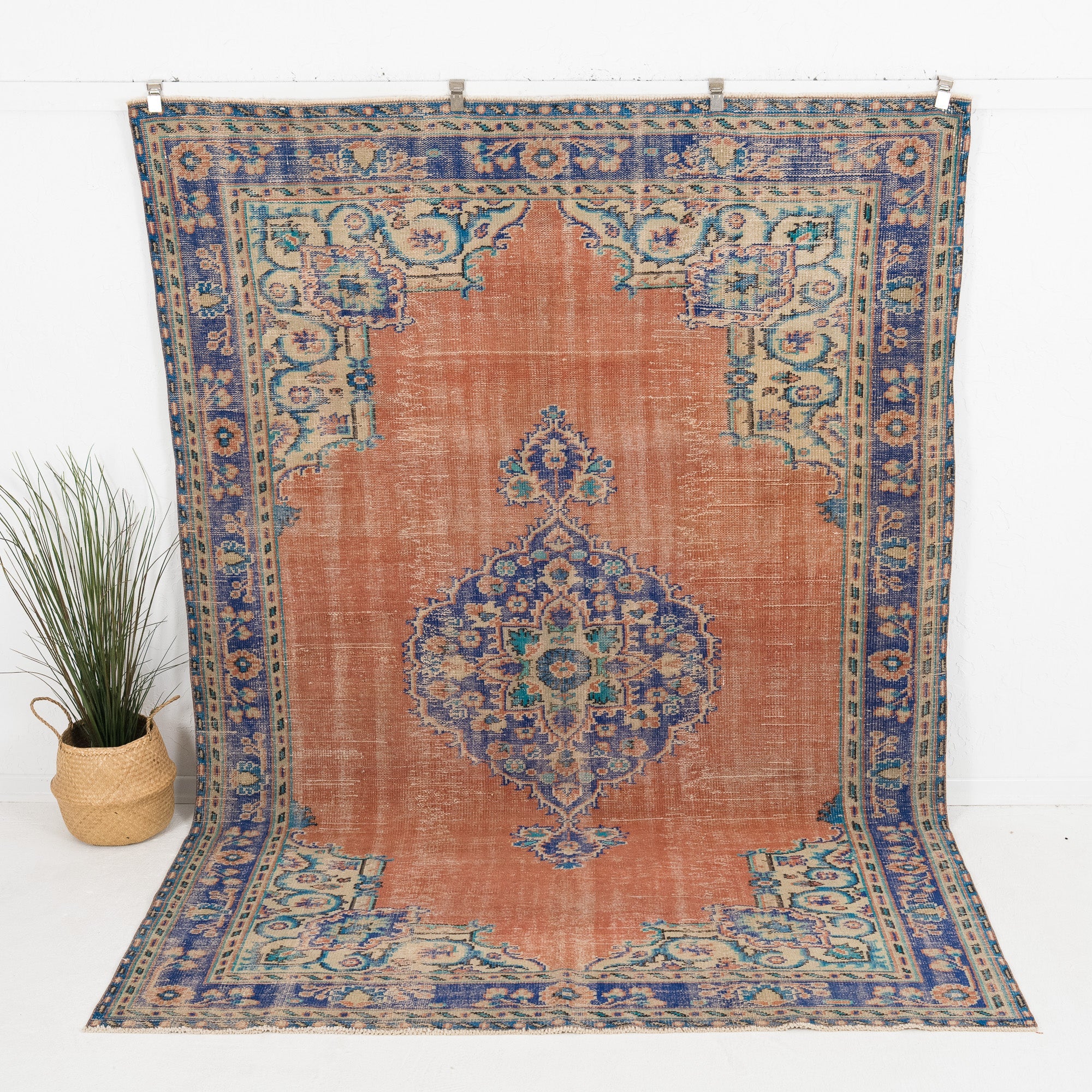 Vyralyn - Vintage Turkish Area Rug