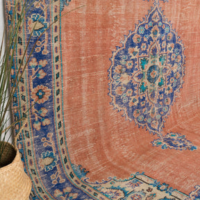 Vyralyn - Vintage Turkish Area Rug