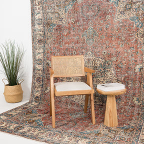 Quinelle - Vintage Turkish Area Rug