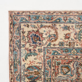 Quinelle - Vintage Turkish Area Rug