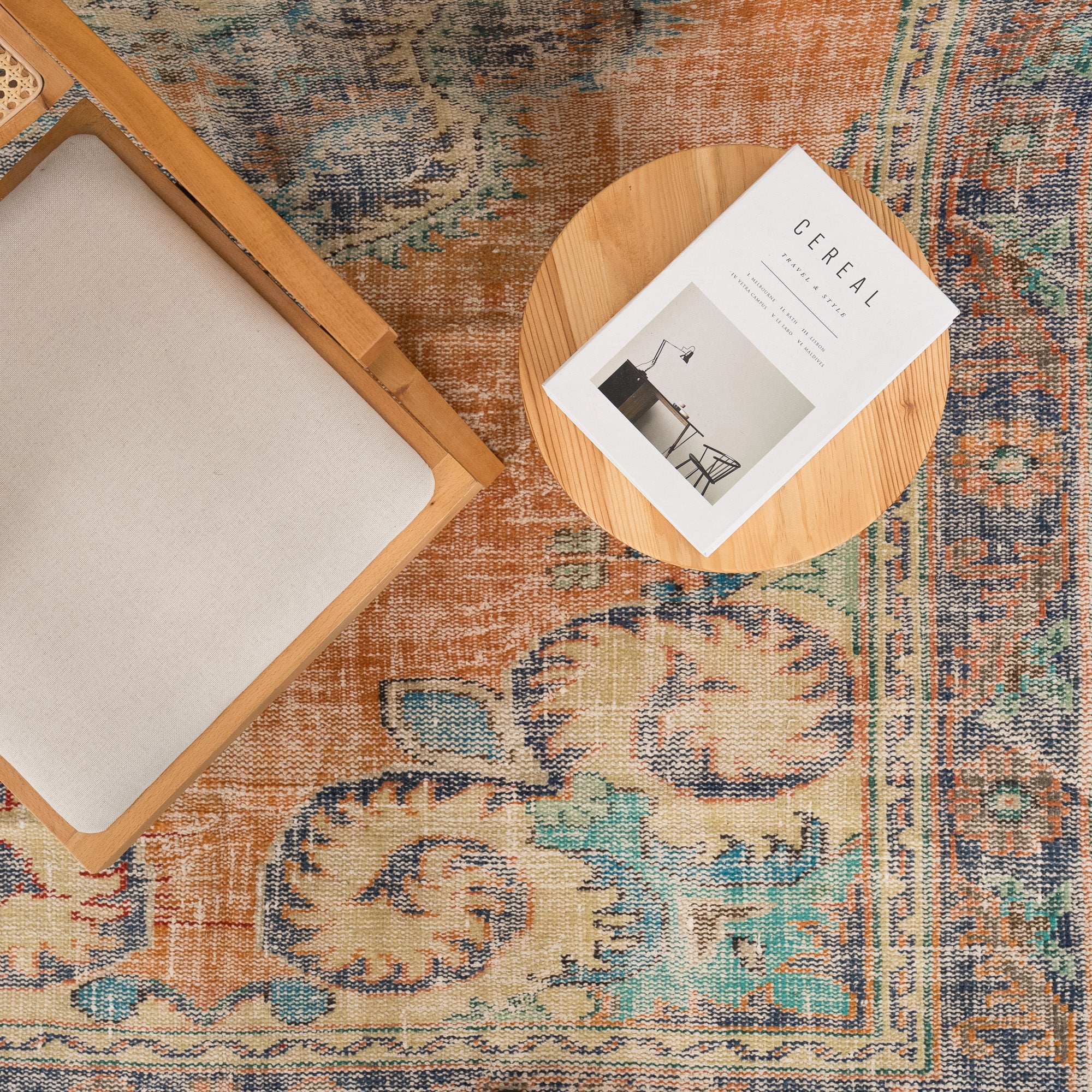 Melioraen - Vintage Turkish Area Rug