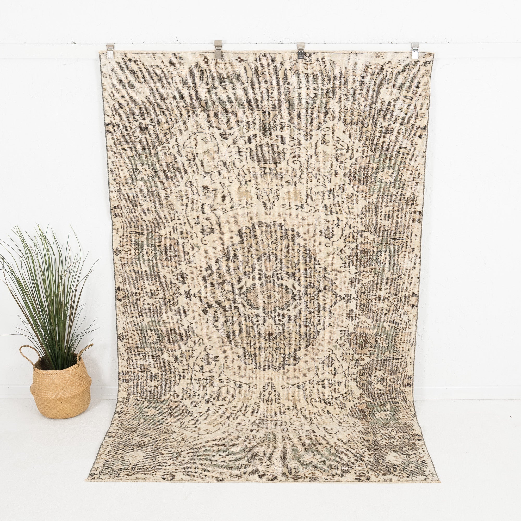 Jaloria - Vintage Turkish Area Rug