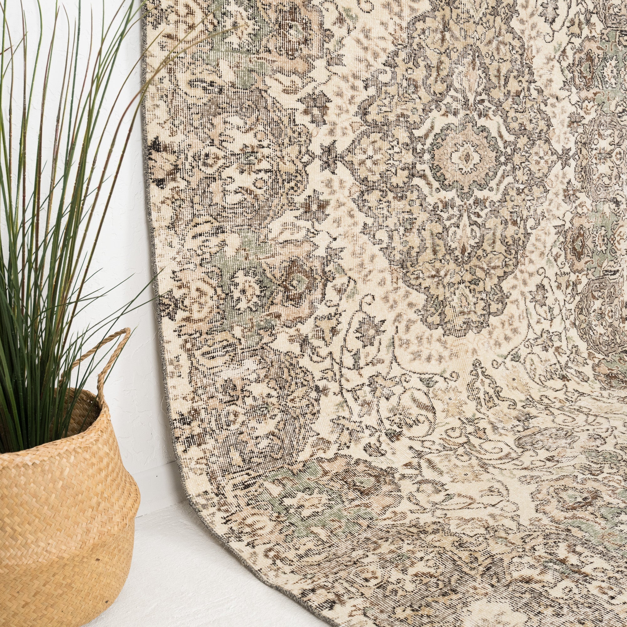 Jaloria - Vintage Turkish Area Rug