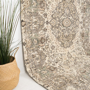 Jaloria - Vintage Turkish Area Rug