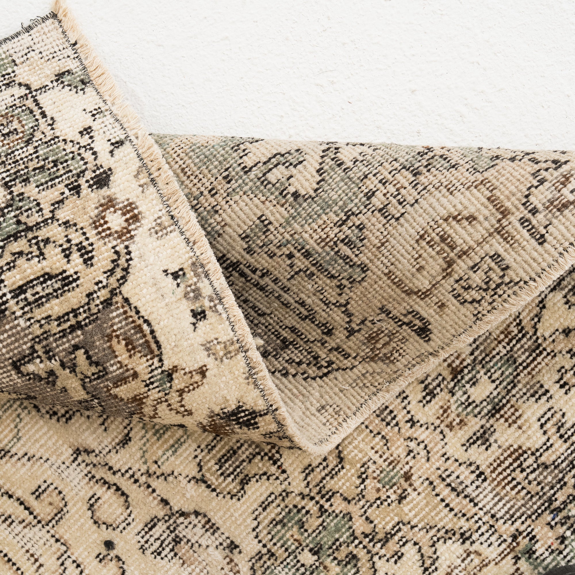 Jaloria - Vintage Turkish Area Rug