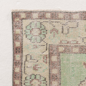 Deliness - Vintage Turkish Area Rug