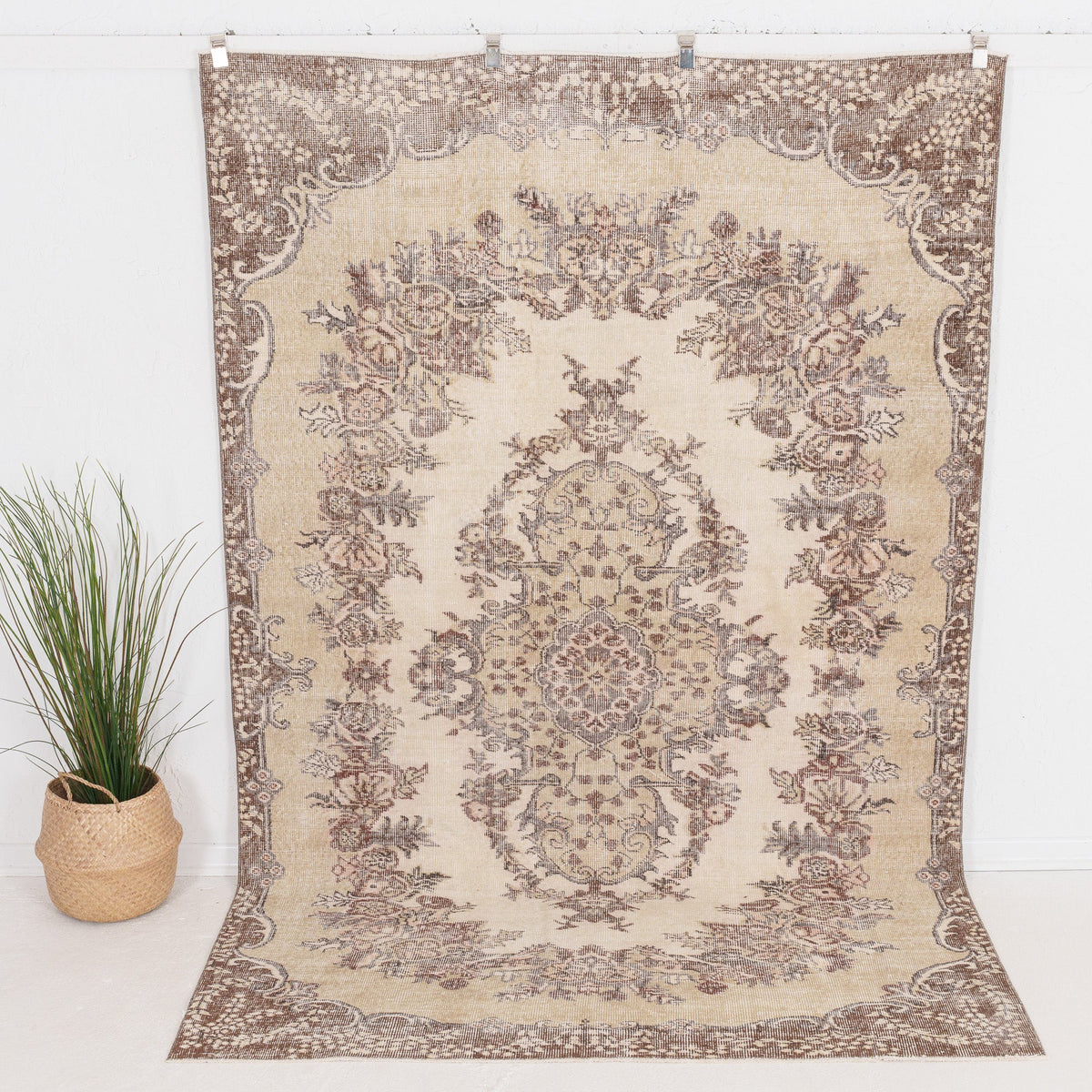 Delinara - Vintage Turkish Area Rug